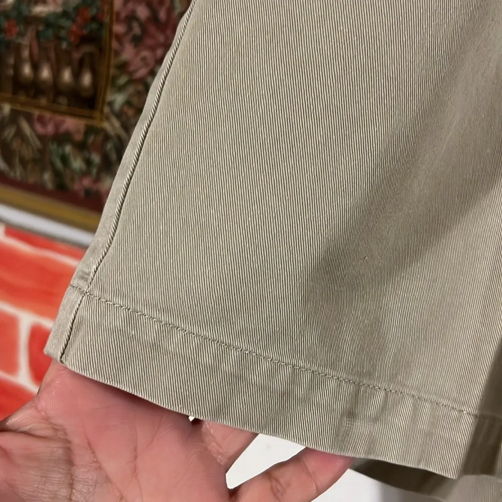 Tommy Hilfiger khaki golf shorts